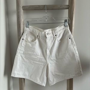 Uniqlo white high-rise denim short size 27
